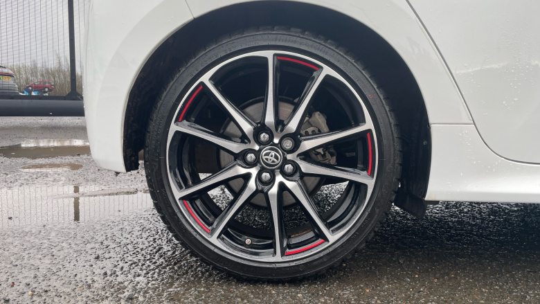 Toyota Yaris 1.5 Hybrid GR Sport 5dr CVT Hybrid Hatchback